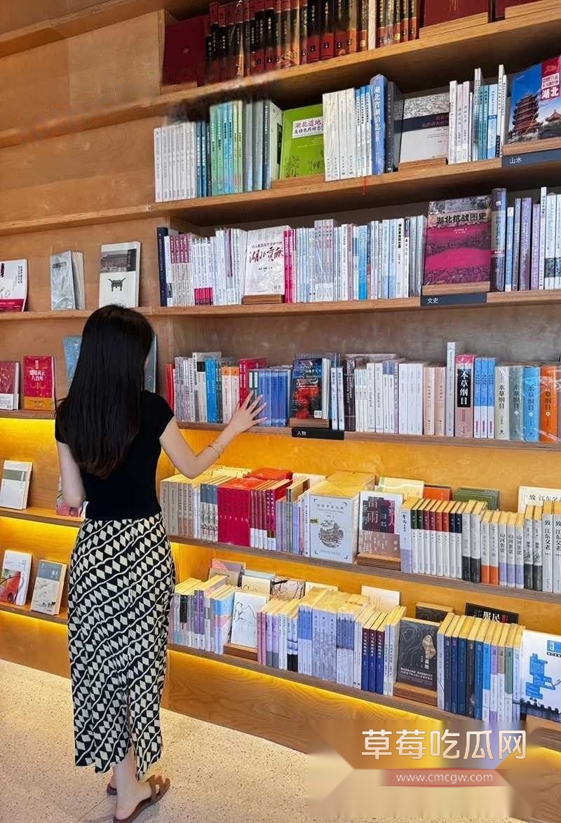 在校大学生蒋文月反差曝光5