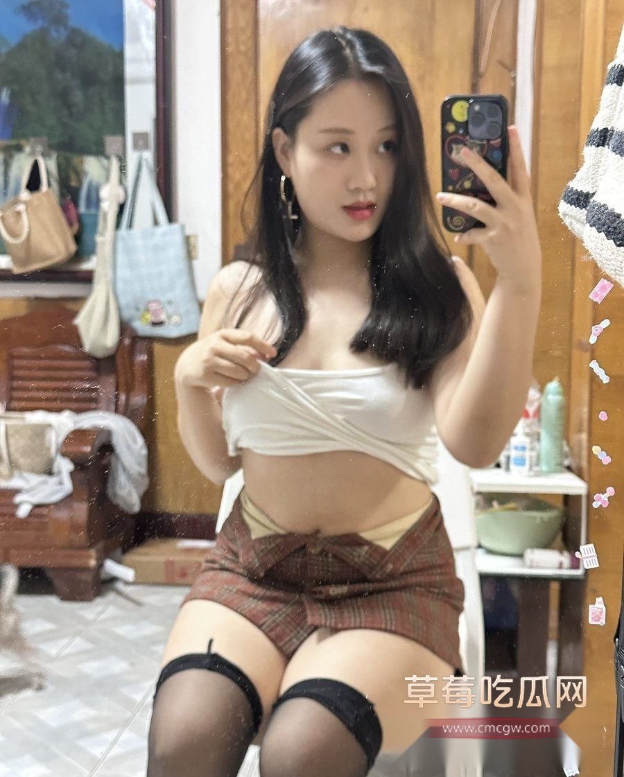 抖音巨乳网红依依22 抖音巨乳网红依依22