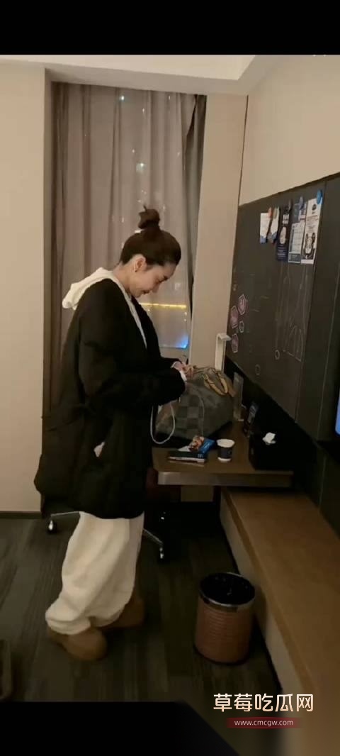 网红李天佑与崔阿扎结婚两人黑料 29 网红李天佑与崔阿扎结婚两人黑料 29