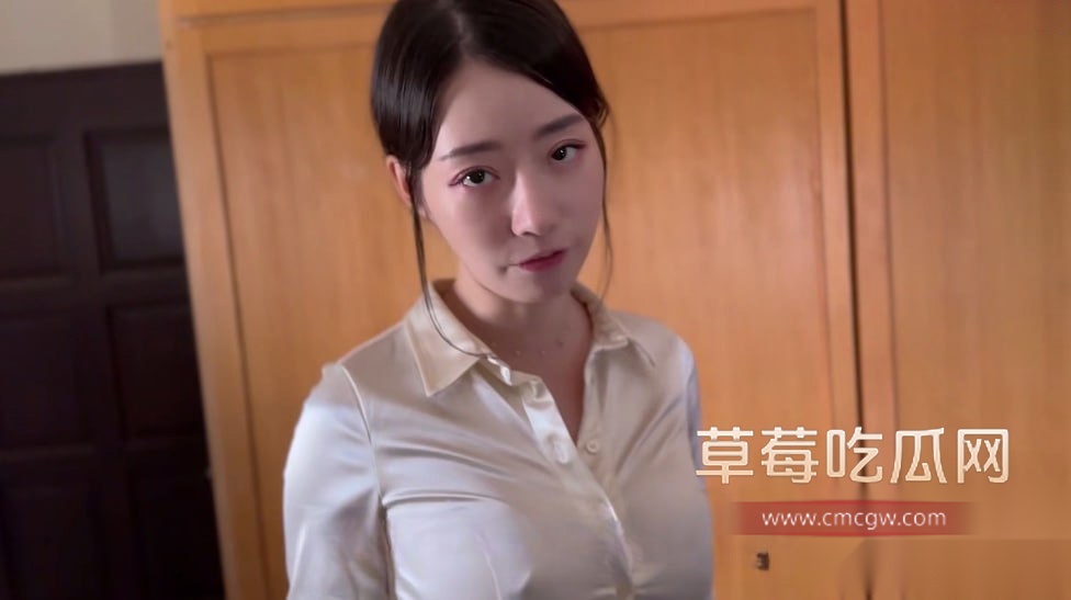 顶级反差职场女下属Ellie露脸 5