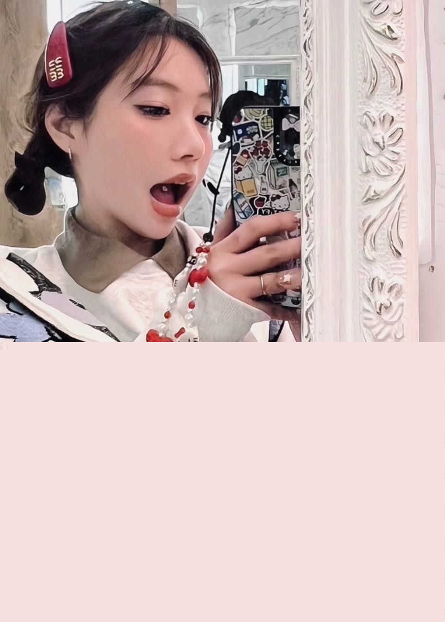 抖音十八线E奶女主播1