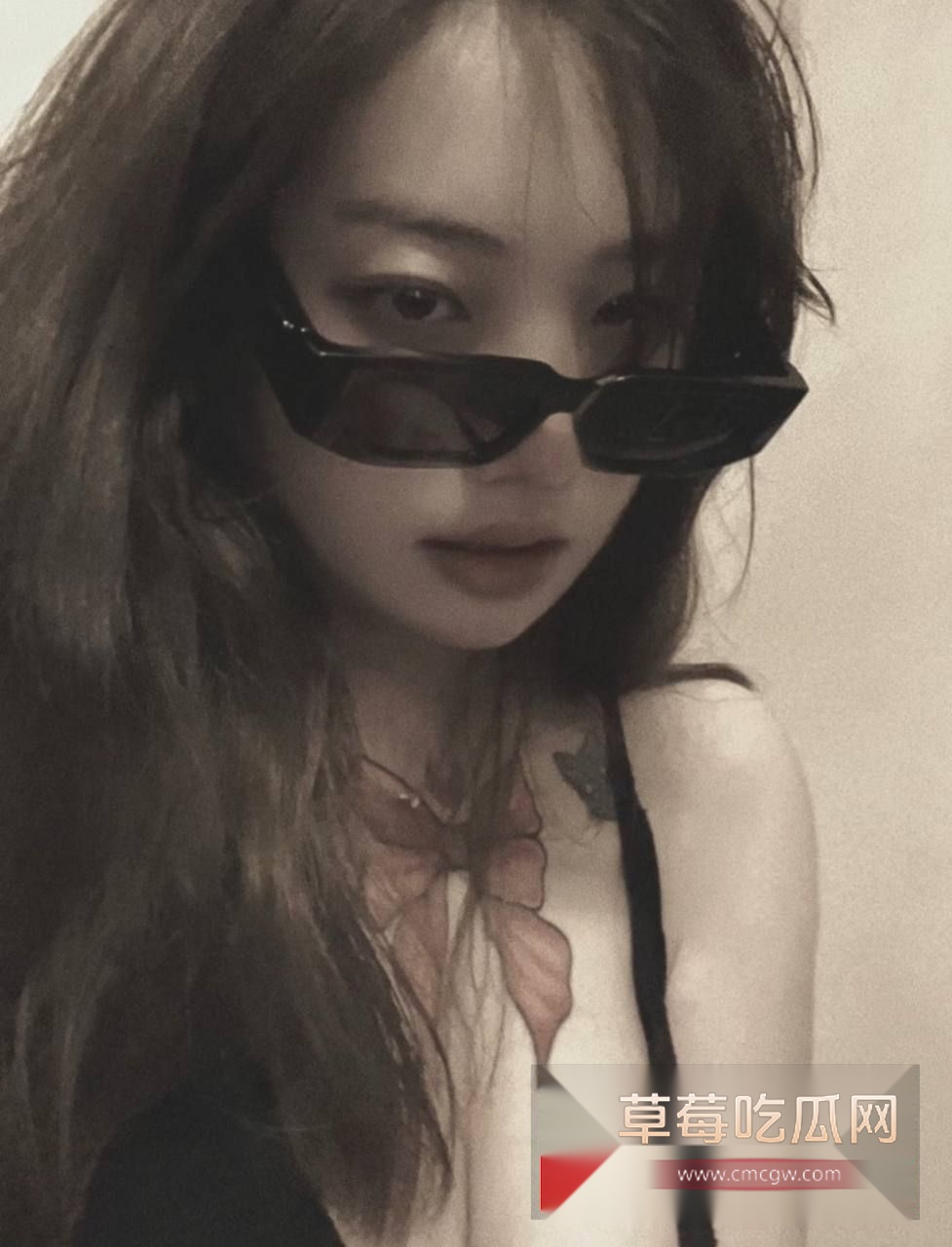 抖音十八线E奶女主播3