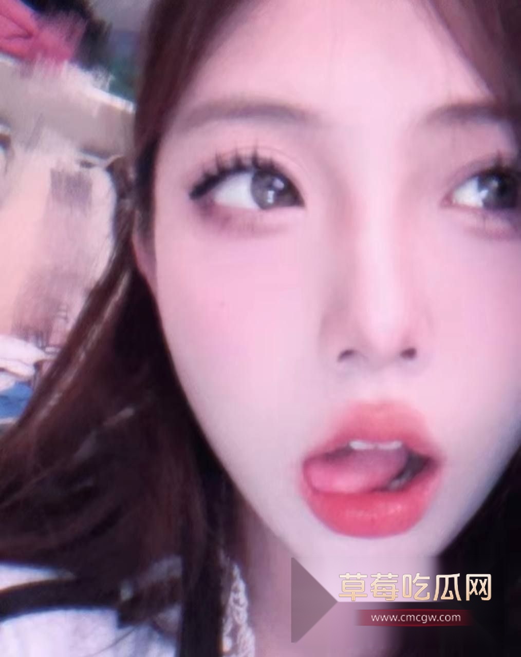 抖音十八线E奶女主播9