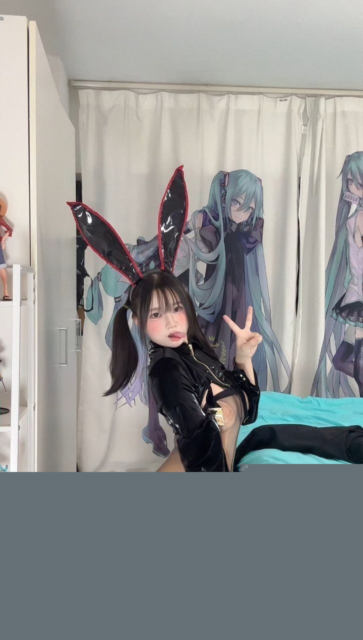 推特反差博主兔子布朗尼自拍福利7 推特反差博主兔子布朗尼自拍福利7