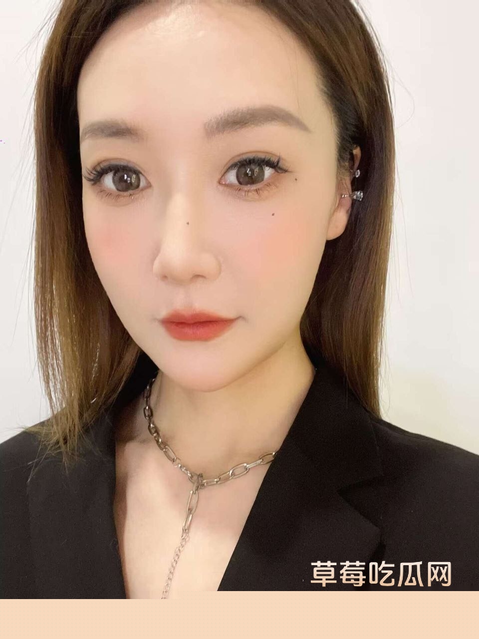 广东深圳事业小成的小少妇刘丽芳 18 广东深圳事业小成的小少妇刘丽芳 18