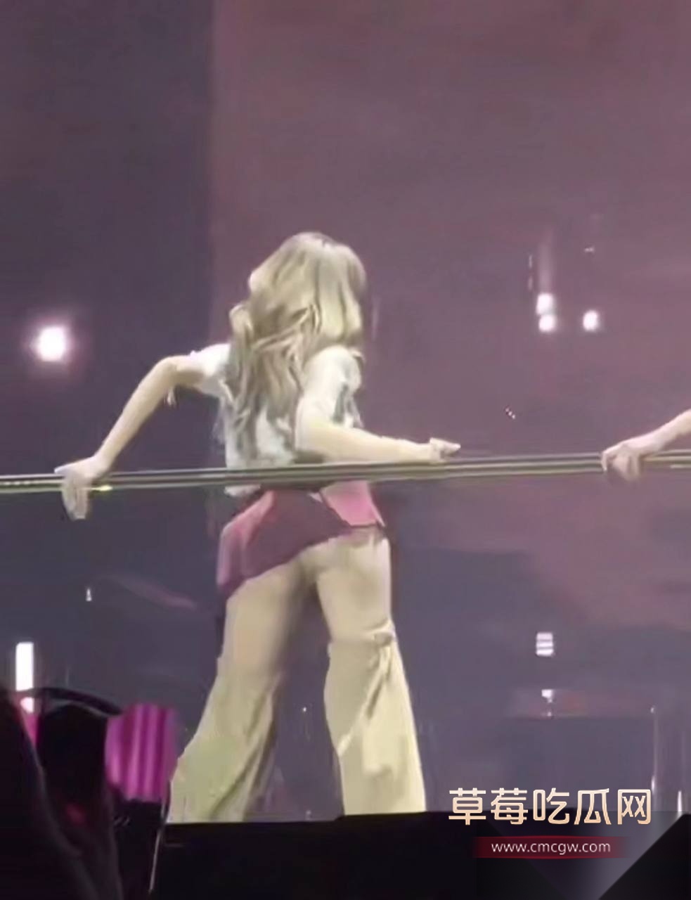 photo320250927222736