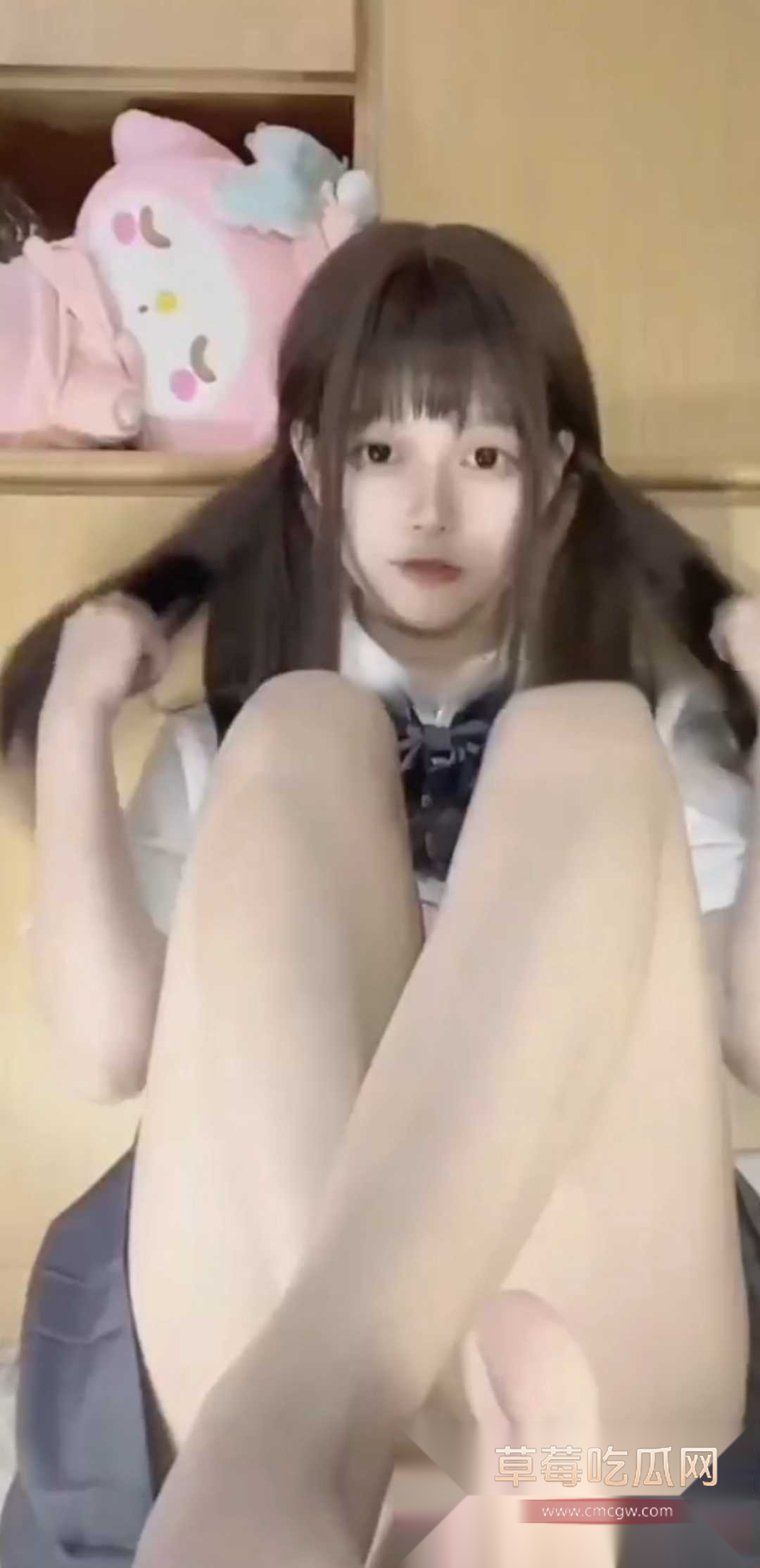 顶级反差婊 水煮鳄鱼 1 顶级反差婊 水煮鳄鱼 1