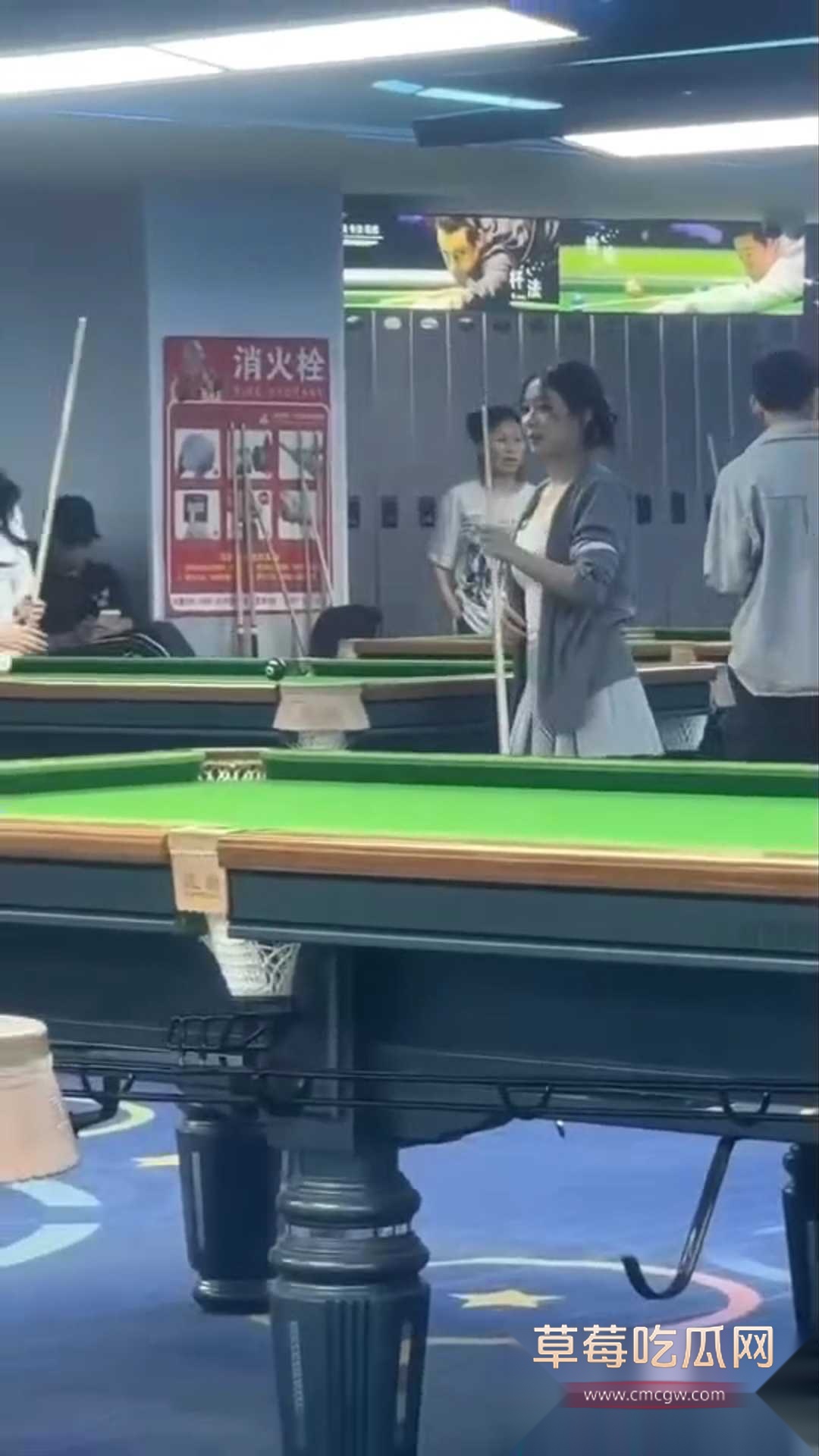 台球厅的诱惑 4 台球厅的诱惑 4