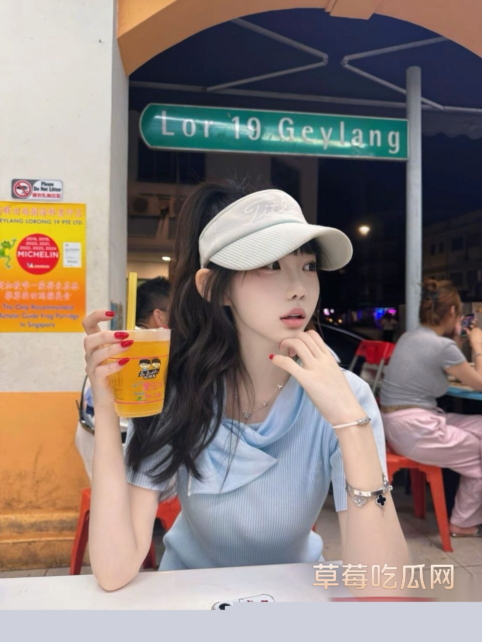 北京00后高颜值反差婊吕聪慧 20