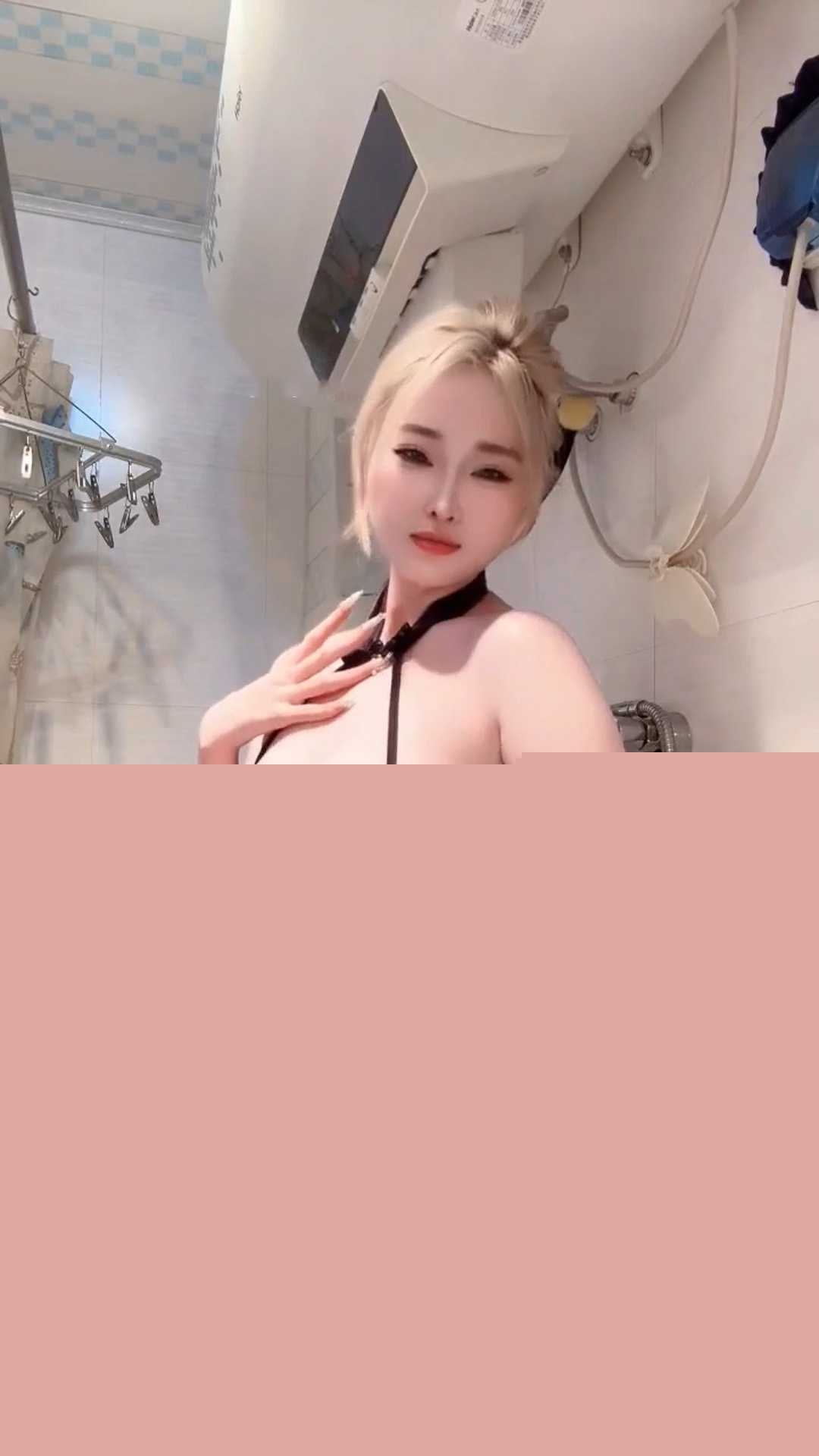 快手极品身材女主播男王 2