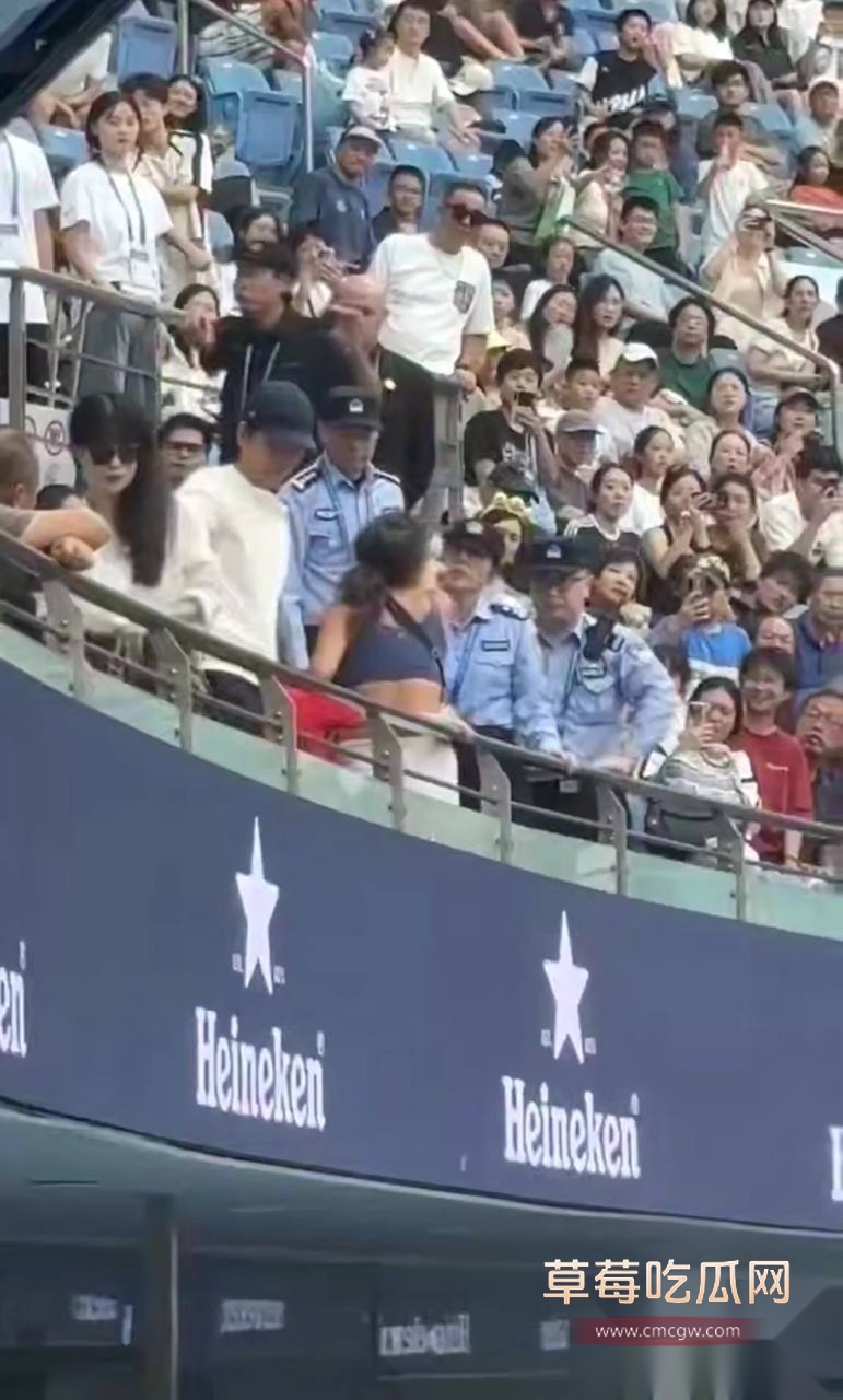 photo620251002154107 photo620251002154107