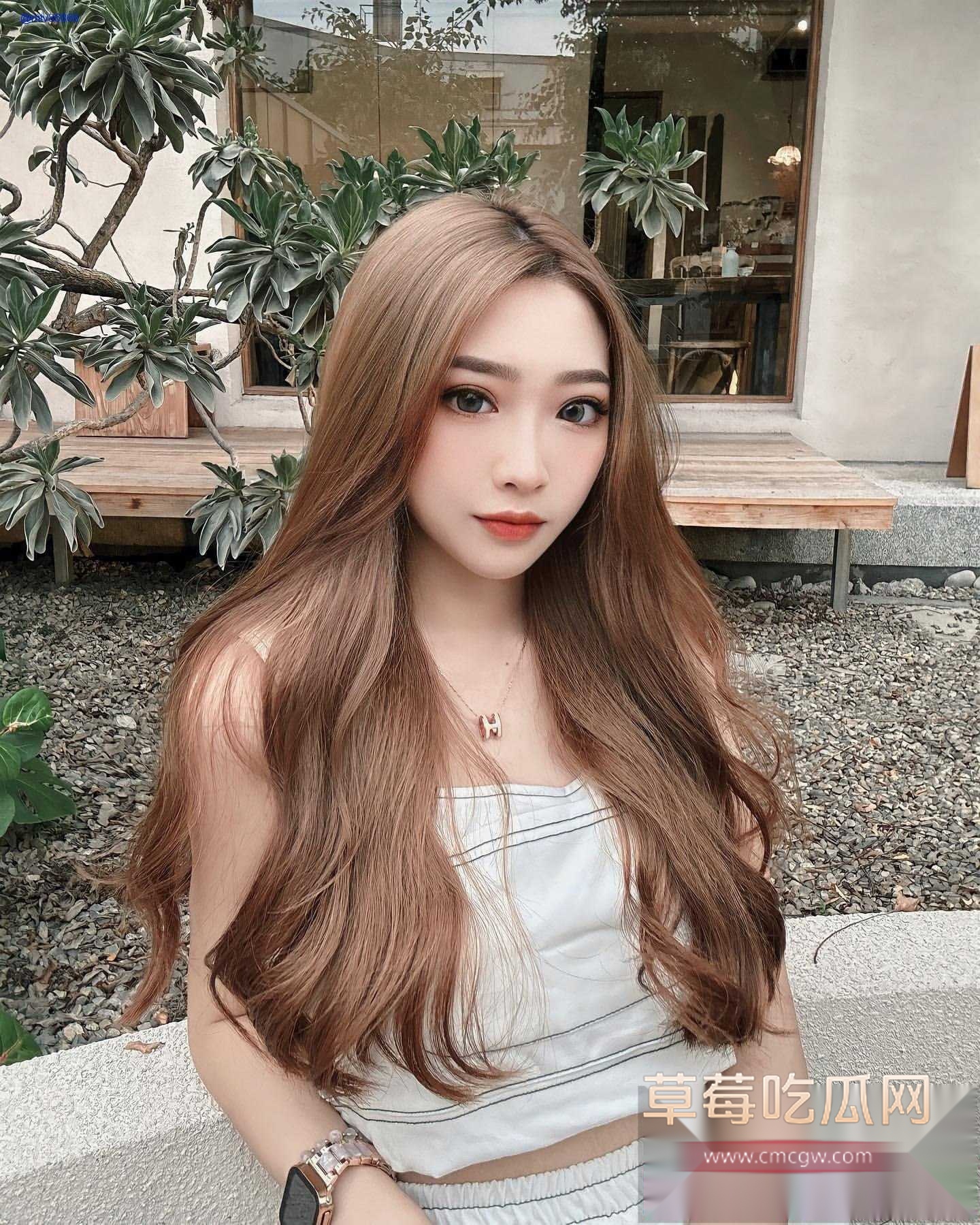 黄思颖4.jpg 黄思颖4.jpg