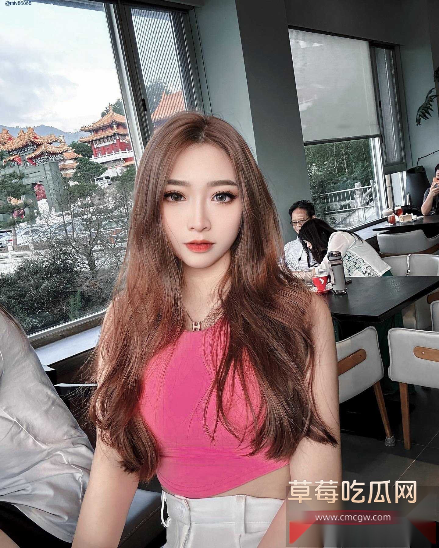 黄思颖11.jpg 黄思颖11.jpg