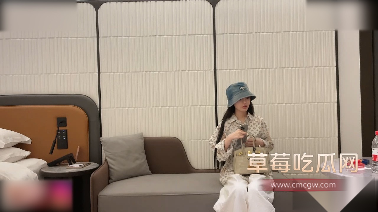 序列 579.00002020.Still002 序列 579.00002020.Still002