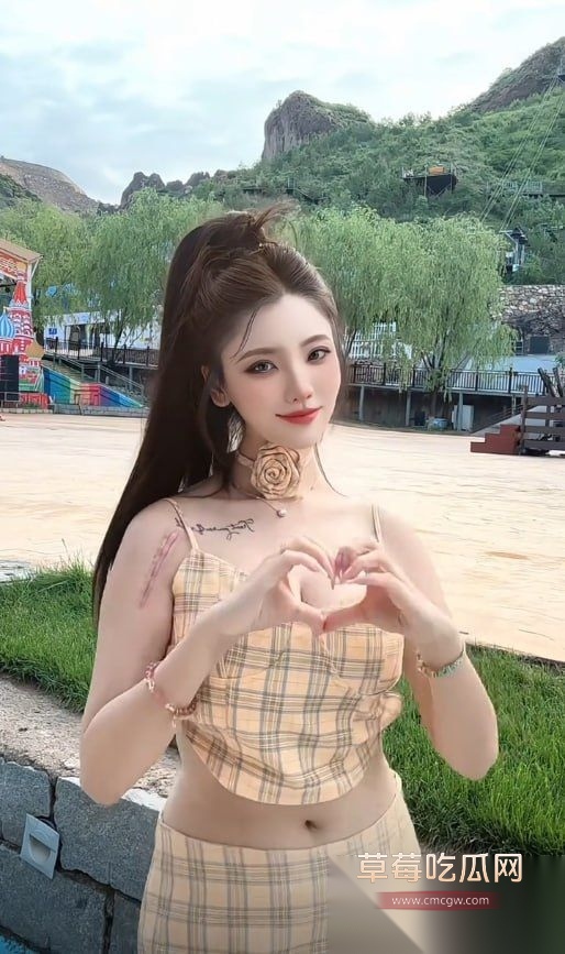 抖音53万粉极品高颜短剧女演员 11 抖音53万粉极品高颜短剧女演员 11