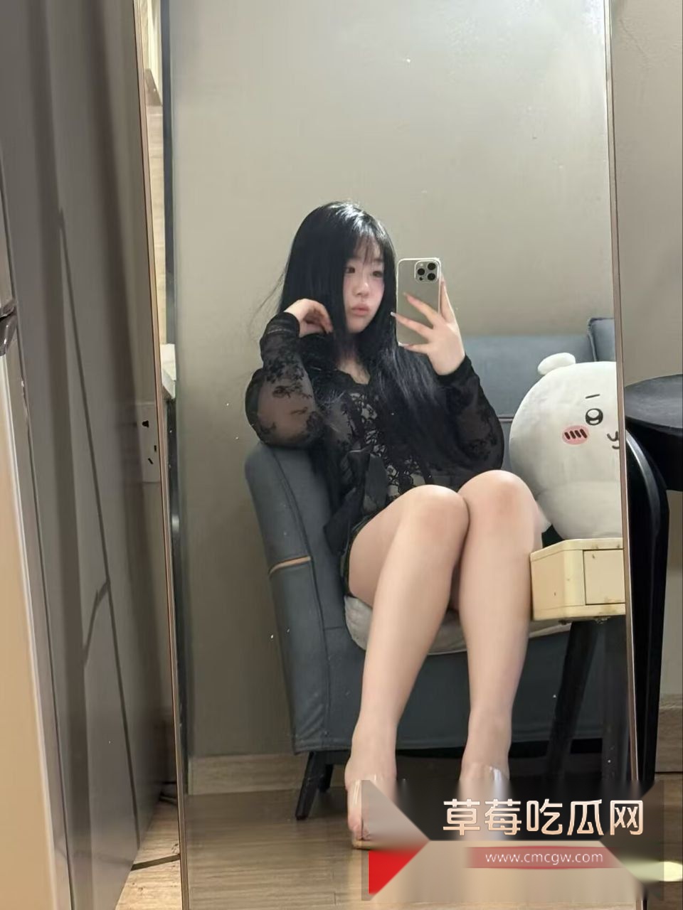 抖音反差女大学生太阳小乌2