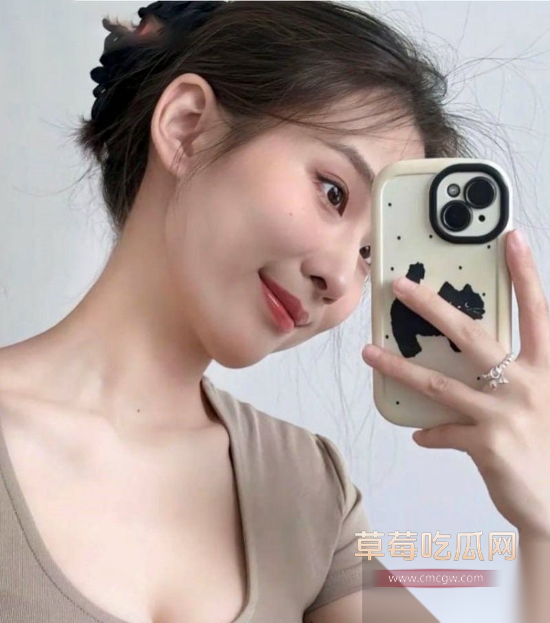 赵丽欣2.jpg 赵丽欣2.jpg