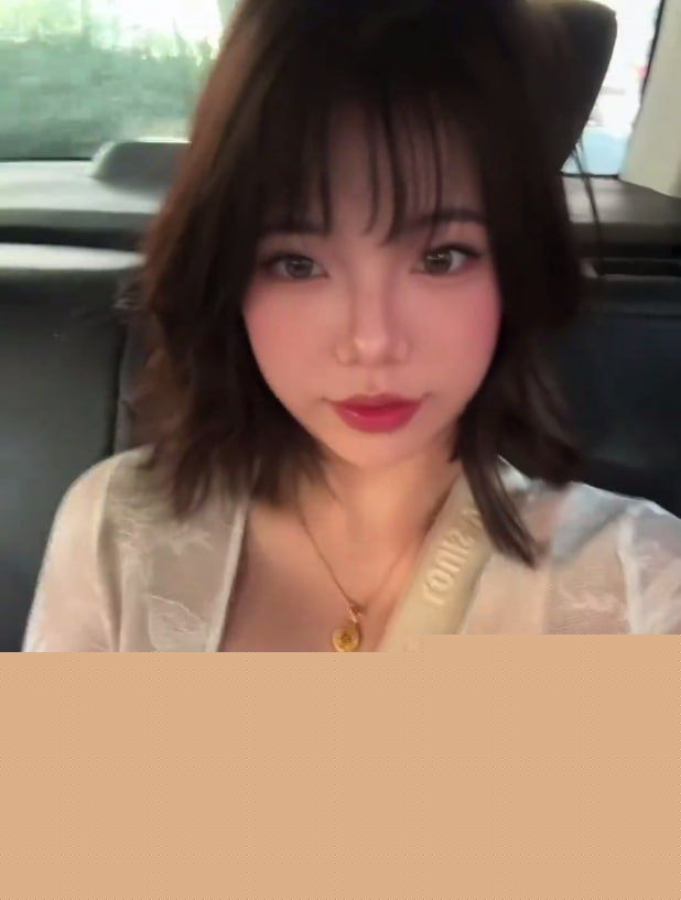 抖音木瓜奶女神ywangt4