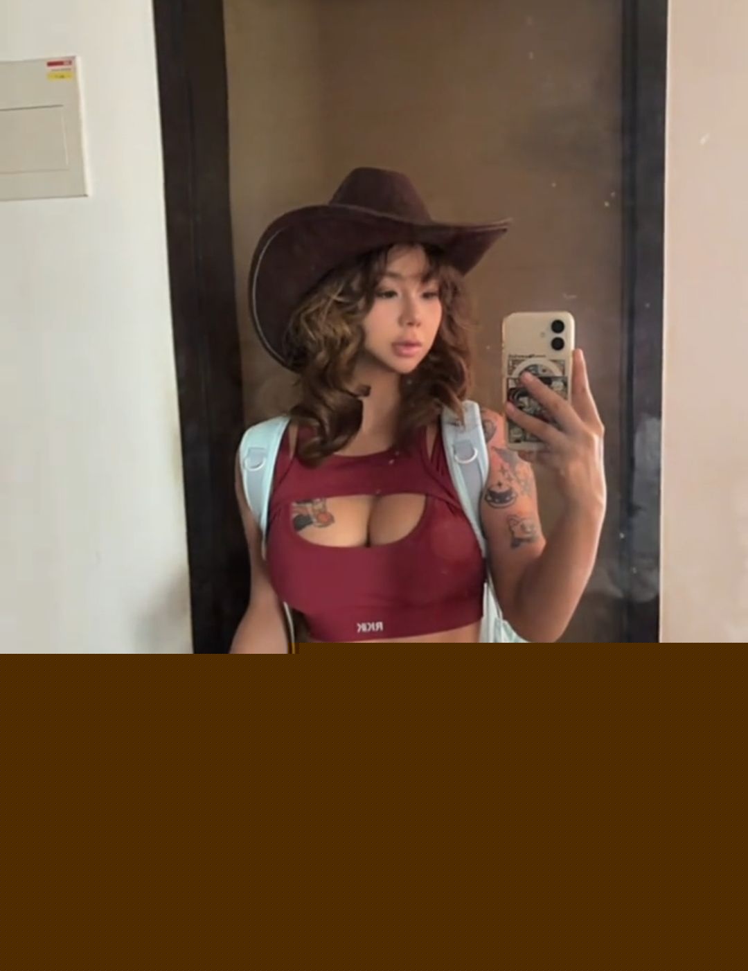 抖音黑肤尤物Millie与金主3P激战4