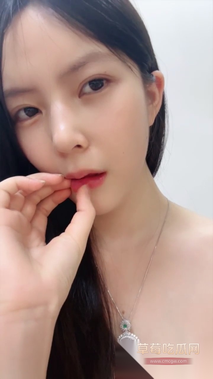 嫩美少女混社会琪 10