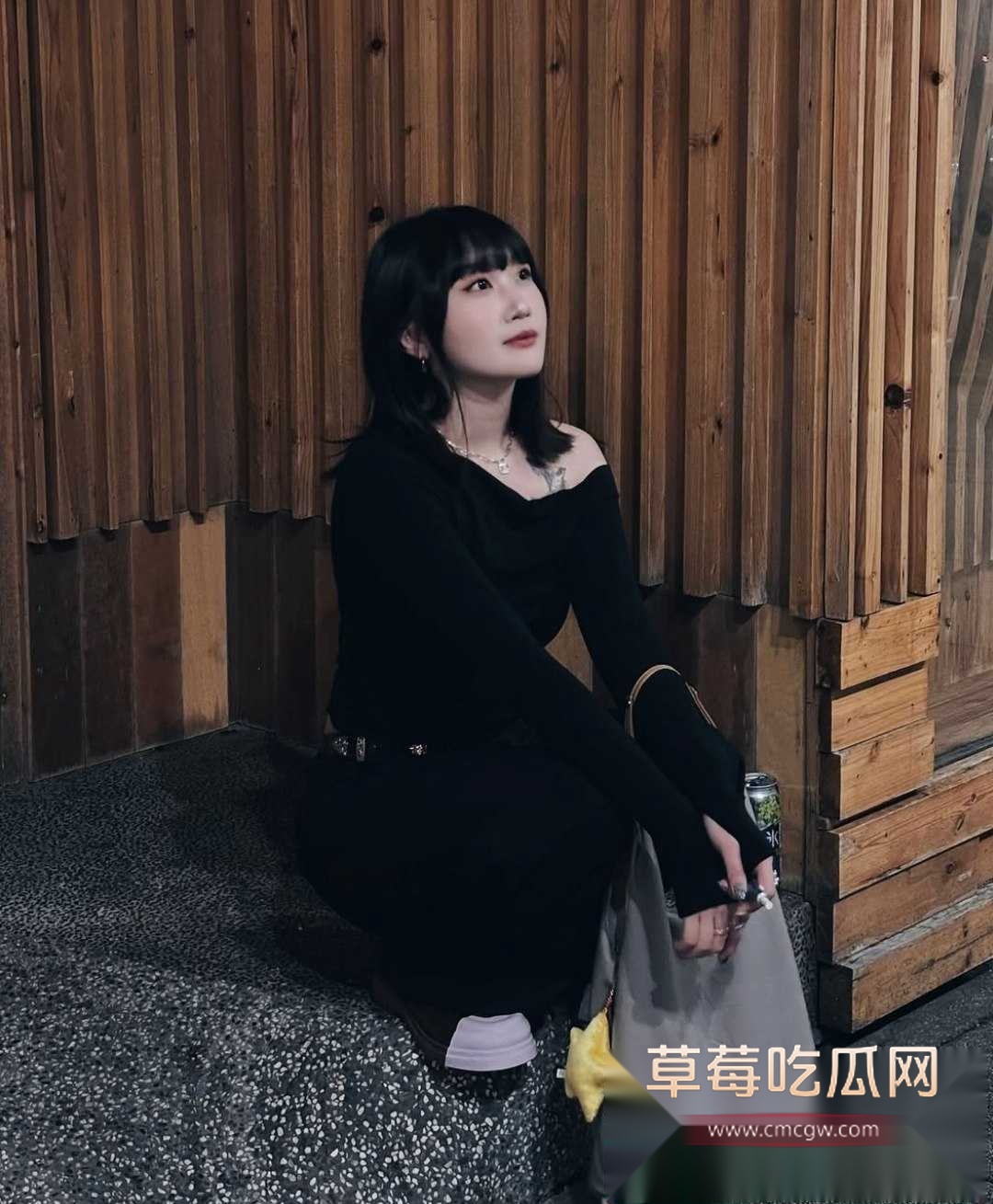 坐拥3600粉丝的纹身小网美柔柔 16 坐拥3600粉丝的纹身小网美柔柔 16