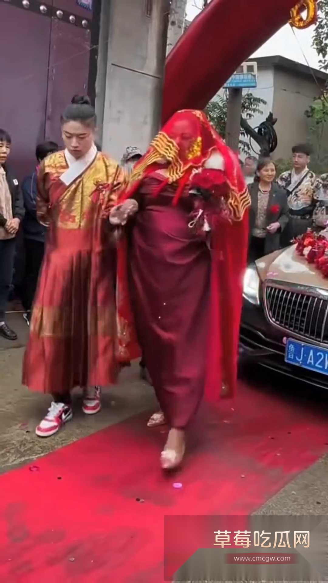 27岁山东小伙娶47岁黑人 1 27岁山东小伙娶47岁黑人 1