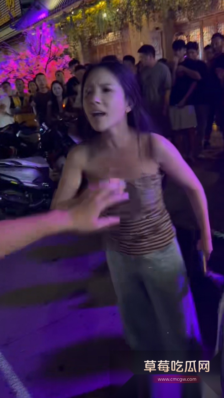 序列 651.00021102.Still001 序列 651.00021102.Still001