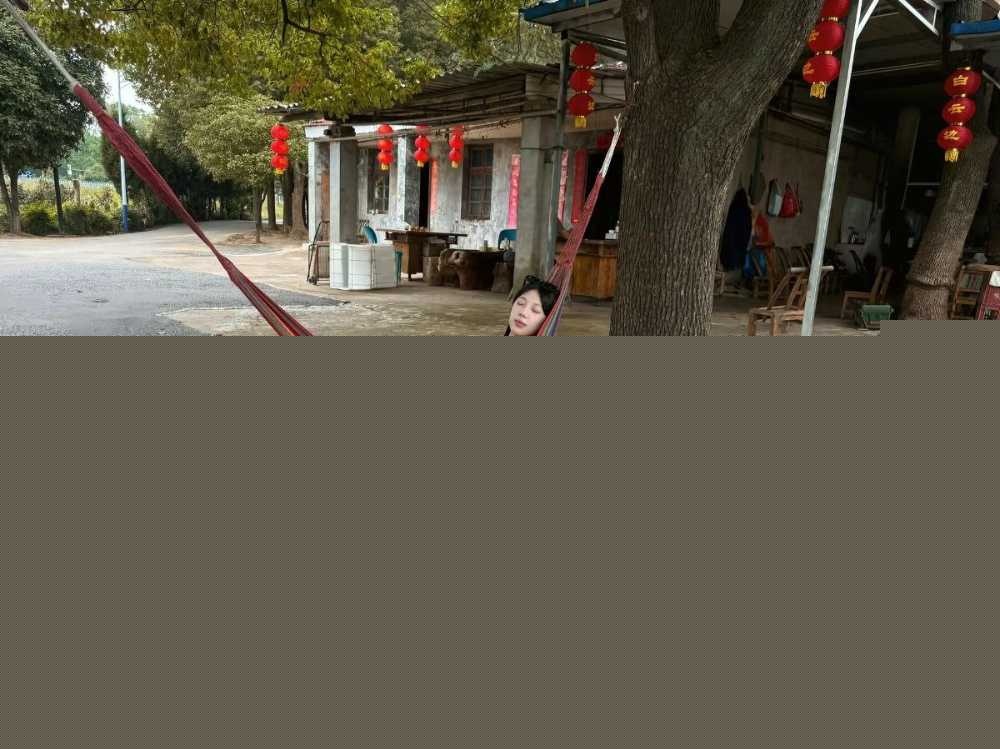 photo520251010175041