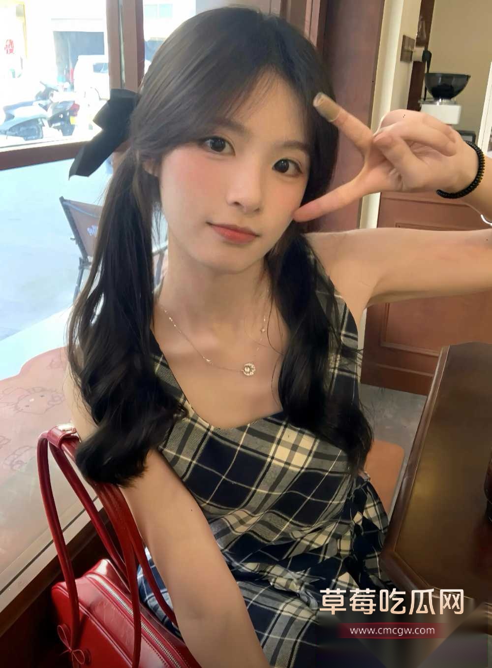 截屏20251010 22.56.26 截屏20251010 22.56.26