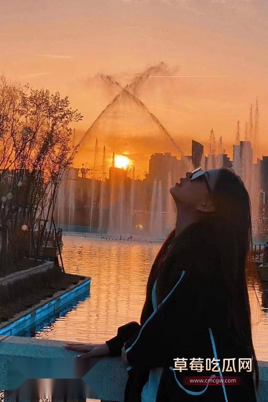 山东青岛学生妹遭前任泄密4