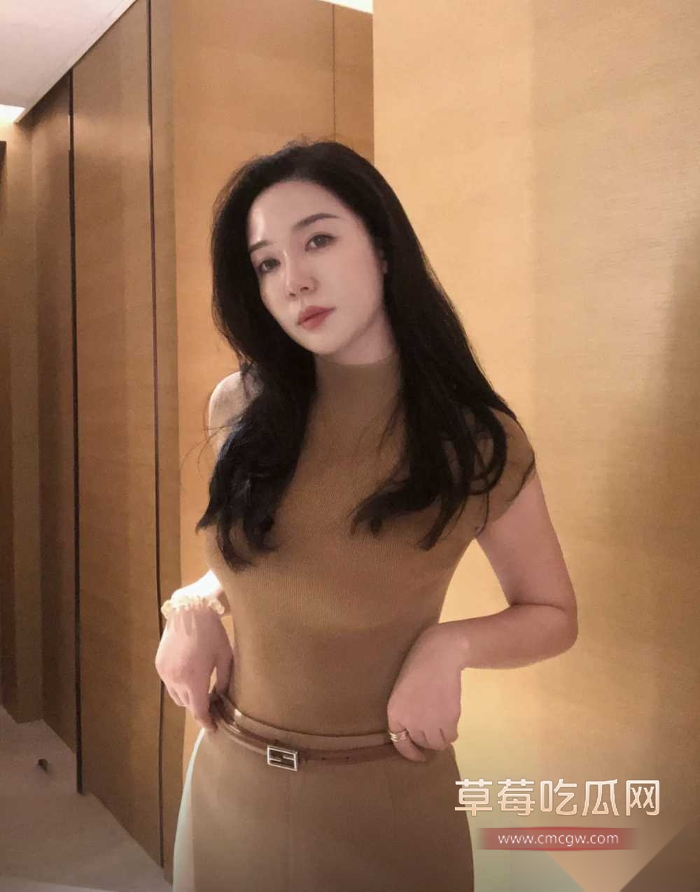 截屏20251010 21.42 截屏20251010 21.42