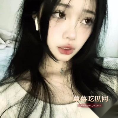 性欲和长相极度不符合的反差女学生 11