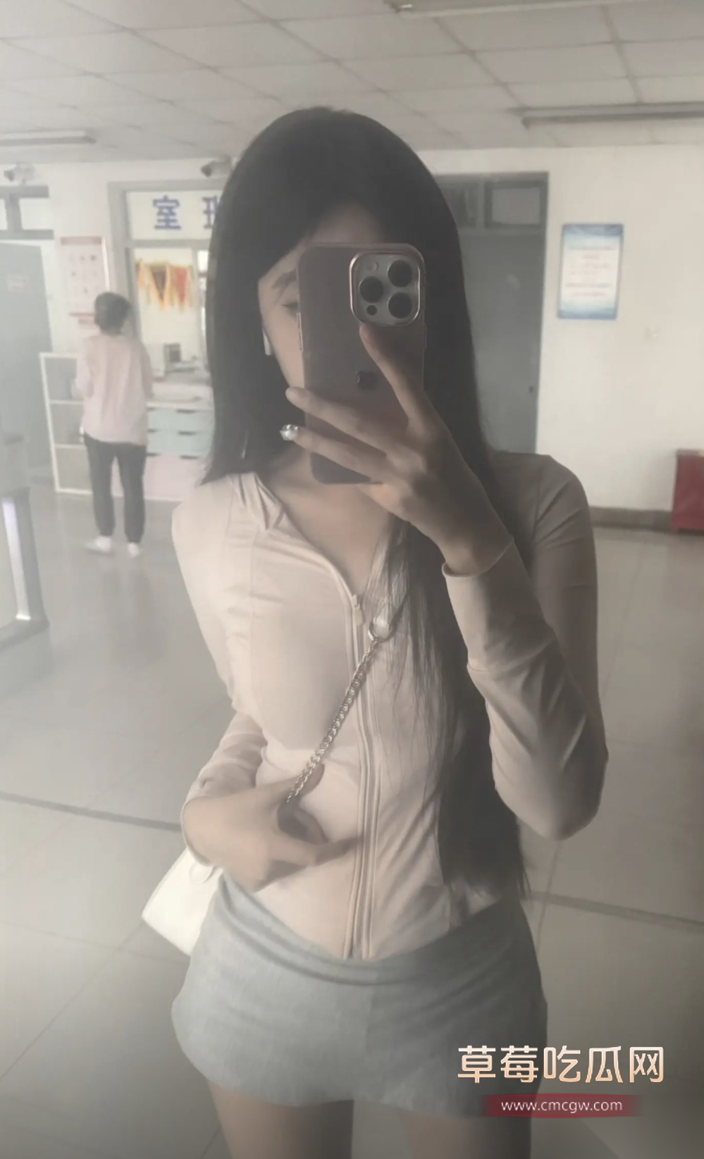 截屏20251011 21.13.32