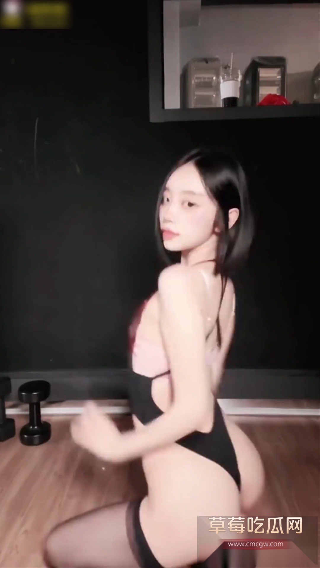 韩国母狗私密视频流出 1 韩国母狗私密视频流出 1