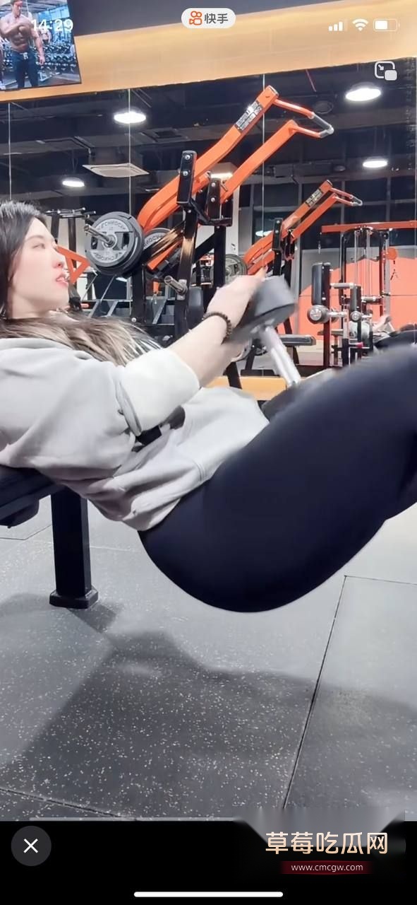 抖音34万粉丝网红小杋别瘦2 抖音34万粉丝网红小杋别瘦2