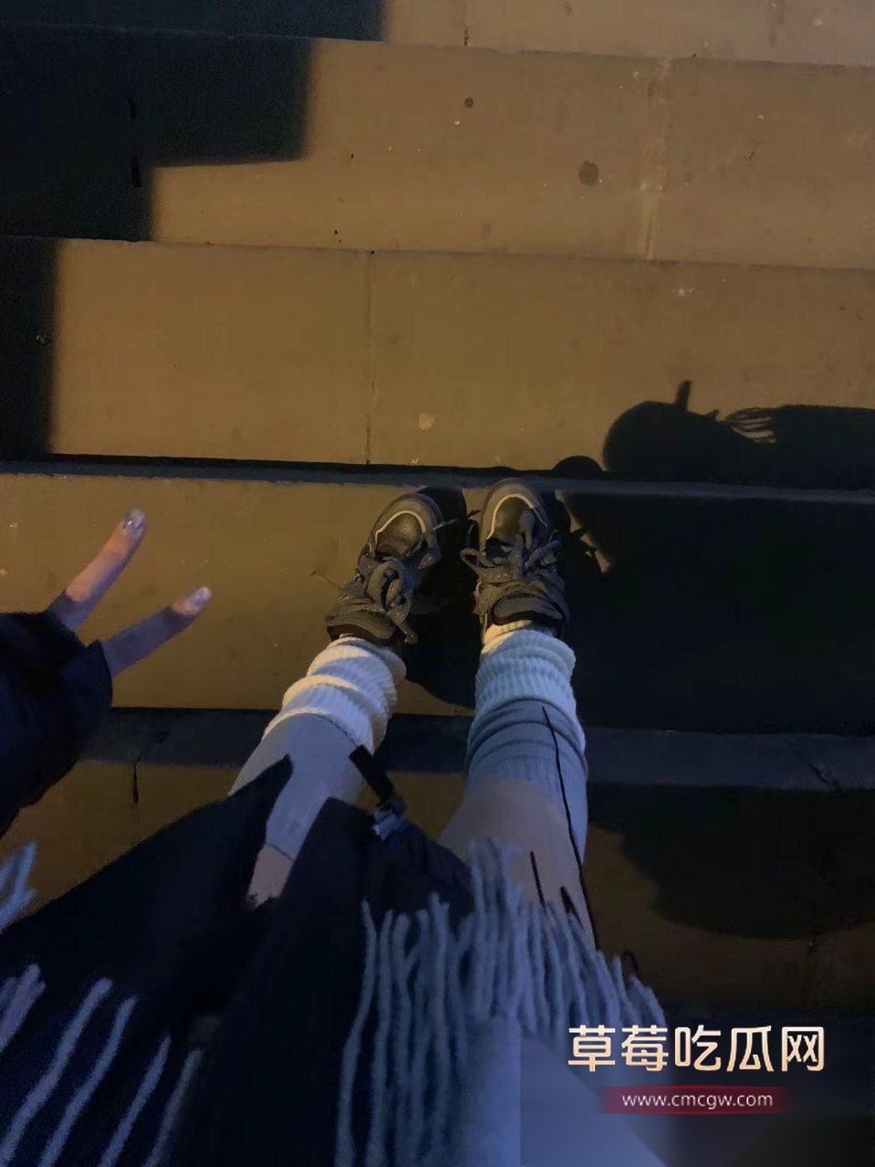 长相清纯甜美的学生妹 于子宴 3 长相清纯甜美的学生妹 于子宴 3