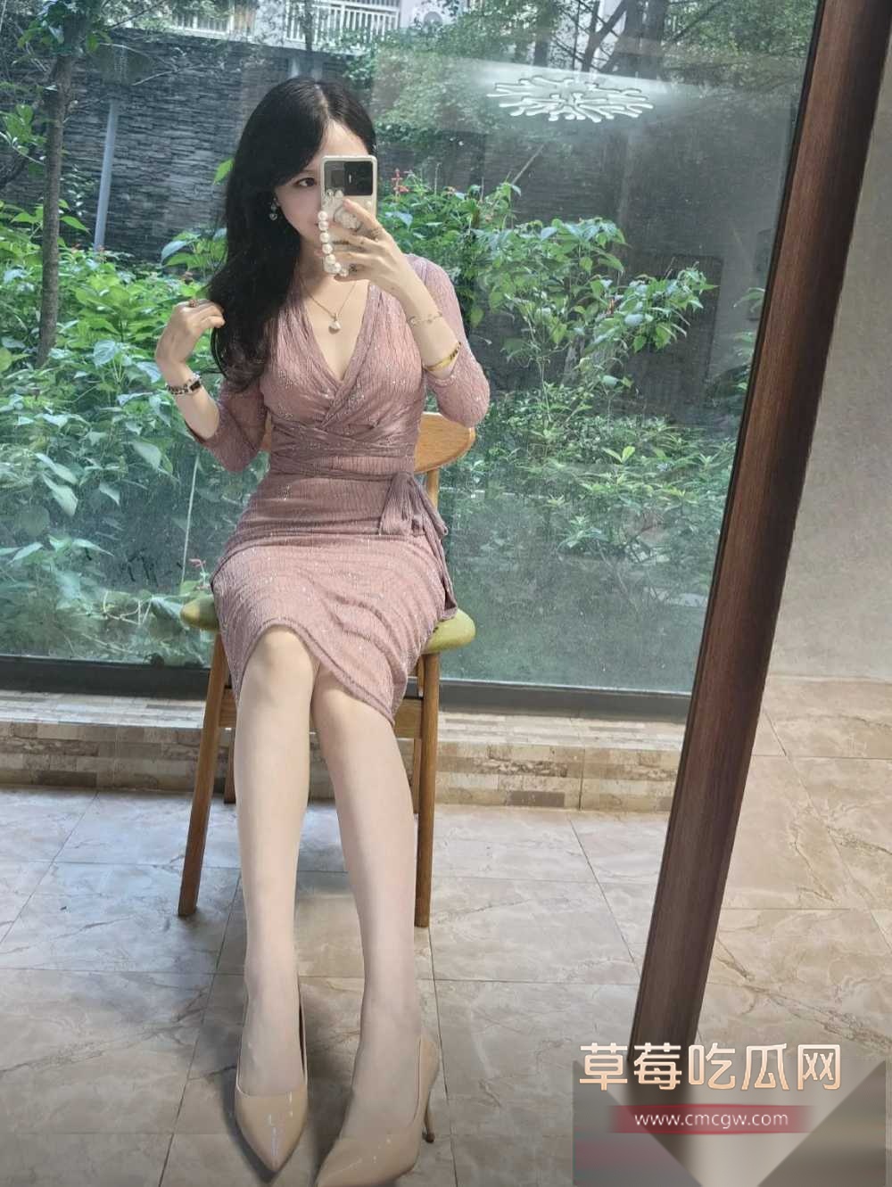 截屏20251013 19.52.02