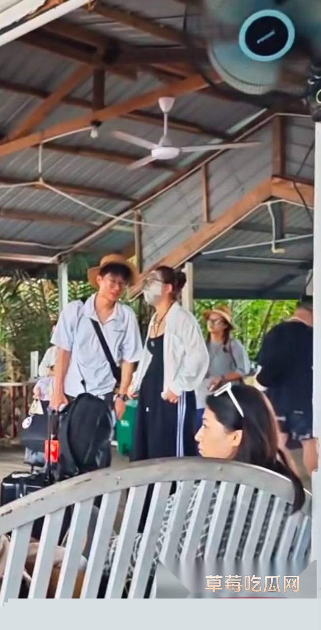 photo920251014180302 photo920251014180302