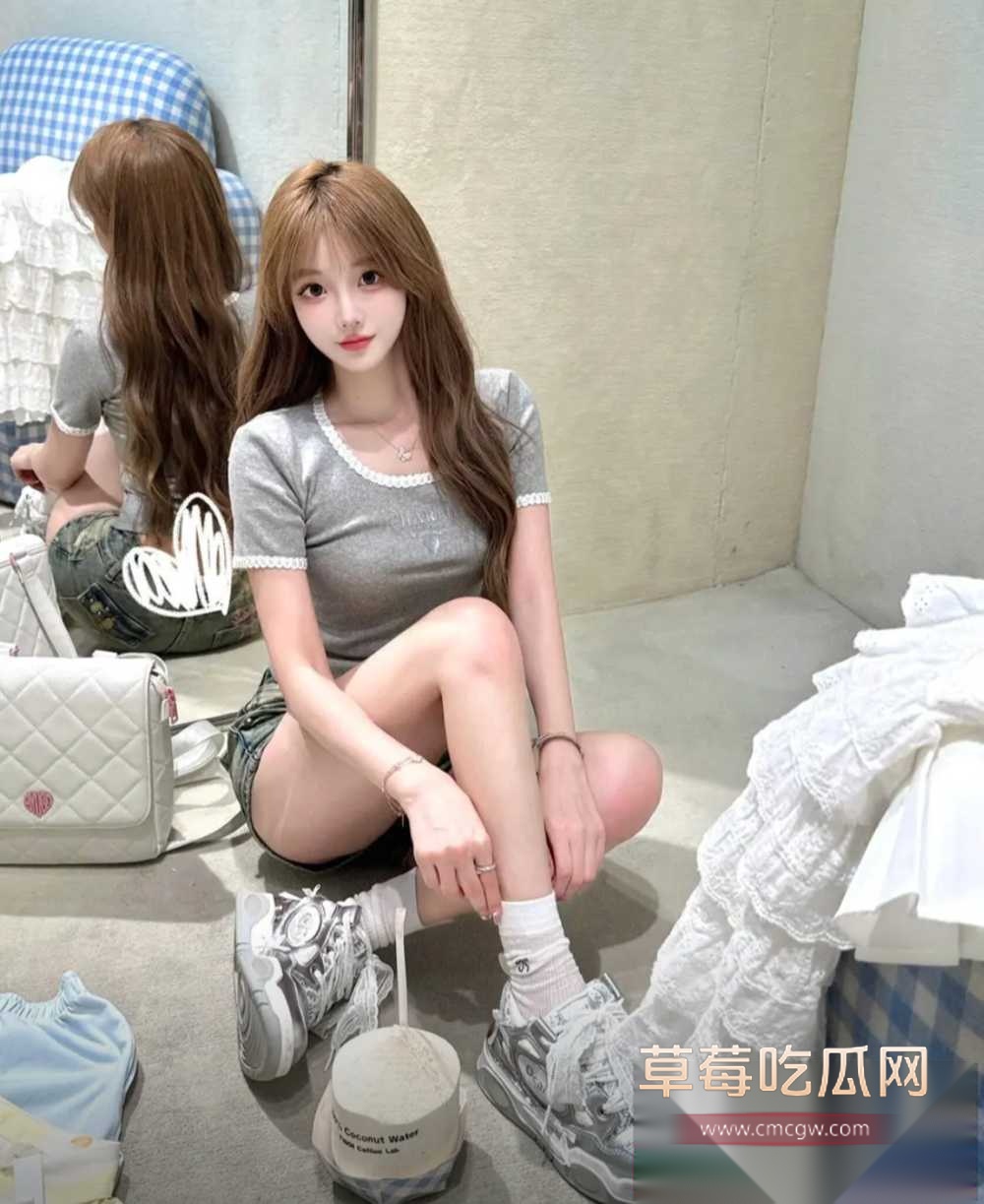 截屏20251014 21.04.08