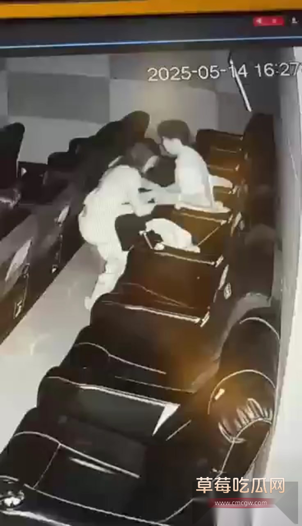 photo120251013212025 photo120251013212025