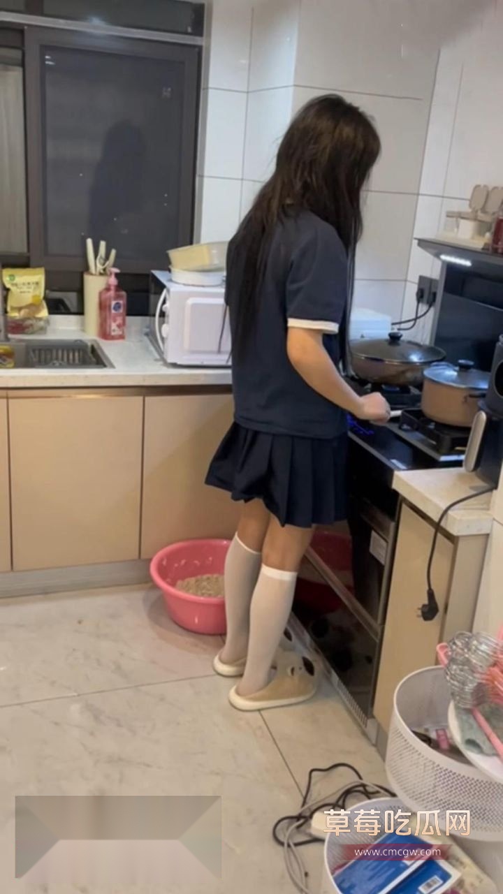 海角社区我是奶气草莓精彩作品2