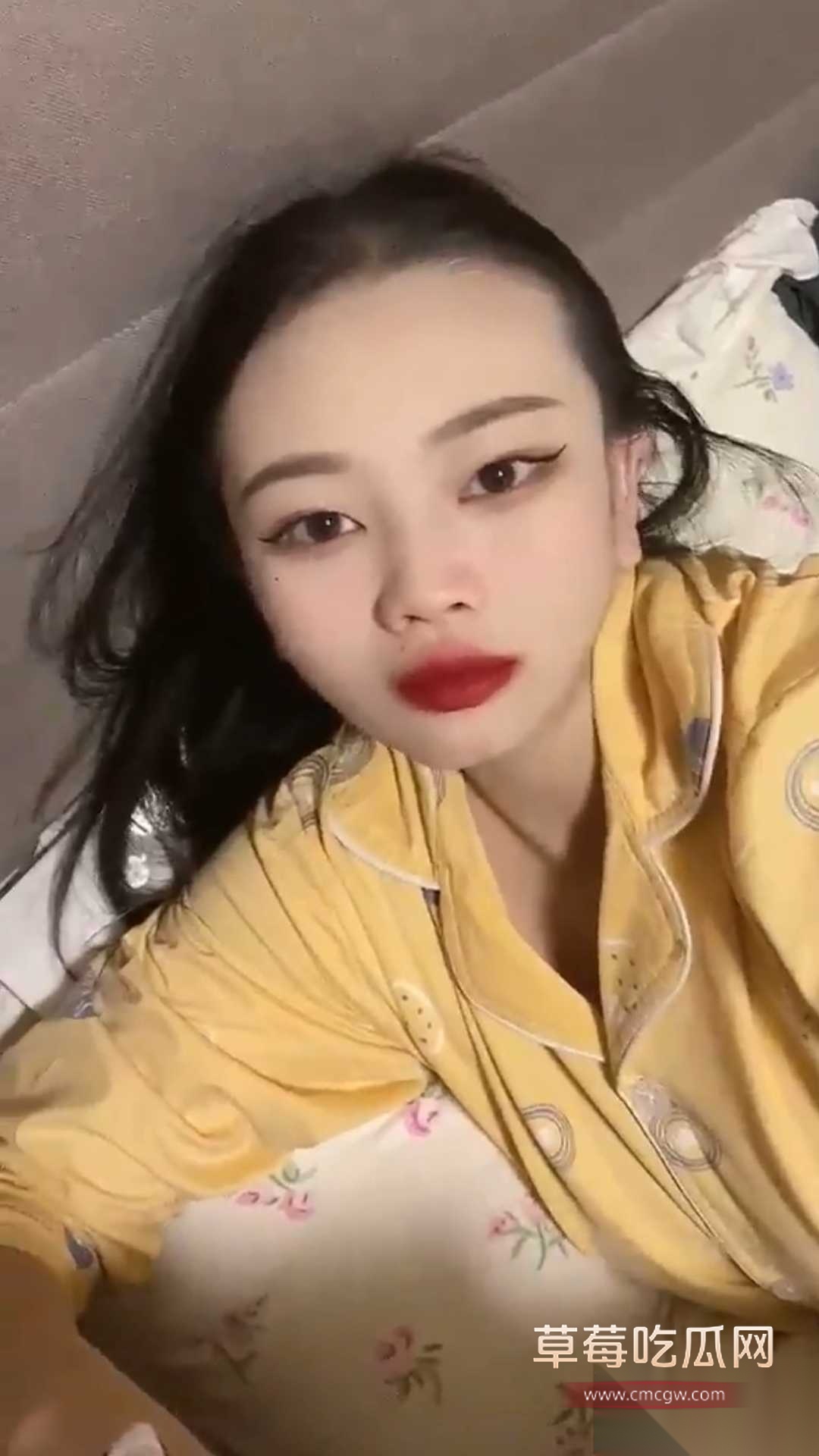 刚结婚的极品少妇胡梦瑶 4 刚结婚的极品少妇胡梦瑶 4