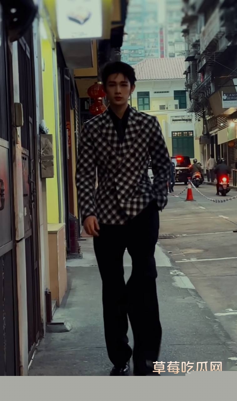 男演员荣梓杉家暴出轨 20 男演员荣梓杉家暴出轨 20