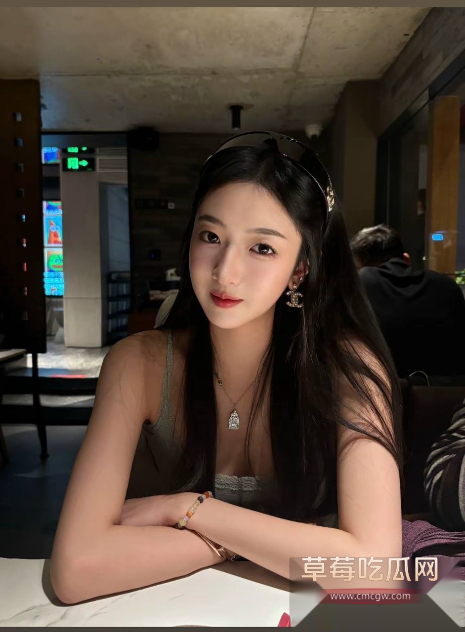 男演员荣梓杉家暴出轨 43 男演员荣梓杉家暴出轨 43