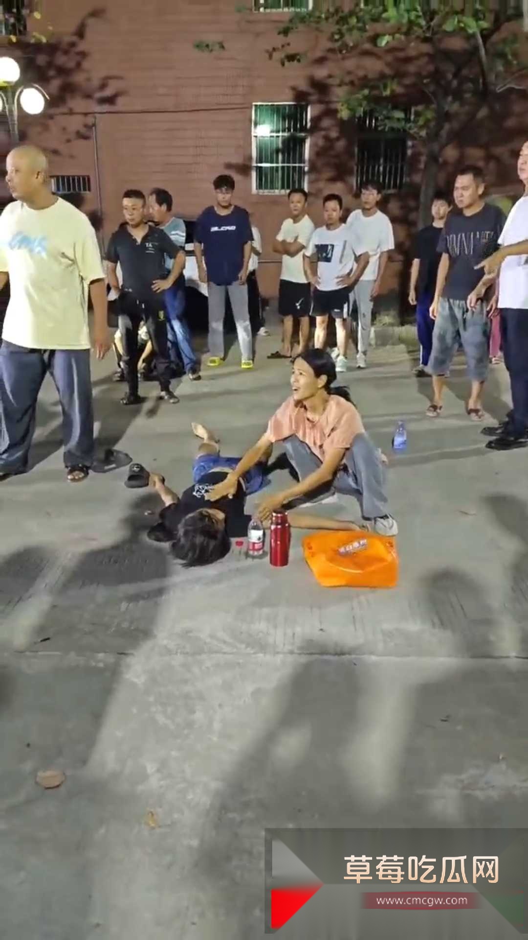 广东省汕头14岁女孩被殴打致死 4