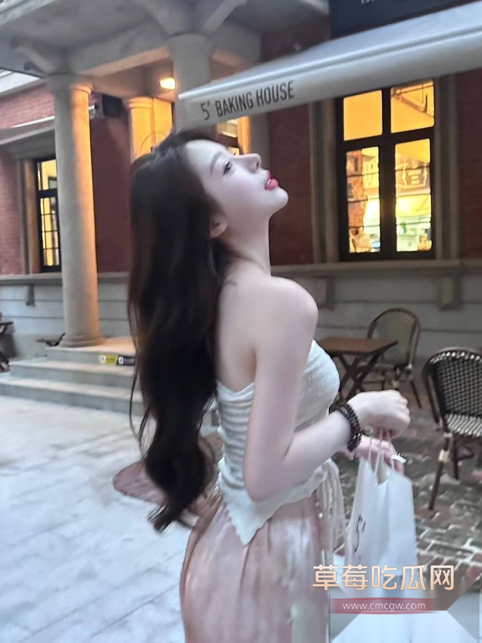 推特超强约炮博主小怪兽E 22 推特超强约炮博主小怪兽E 22