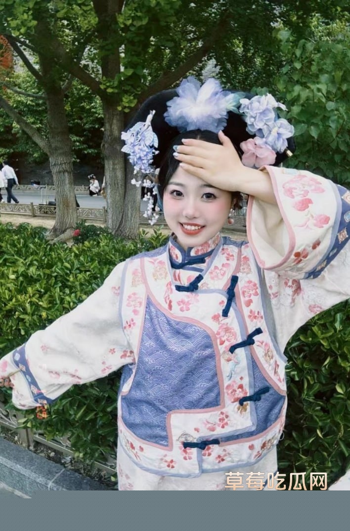 绿帽男泄密流出自家舞蹈系女友影图 20