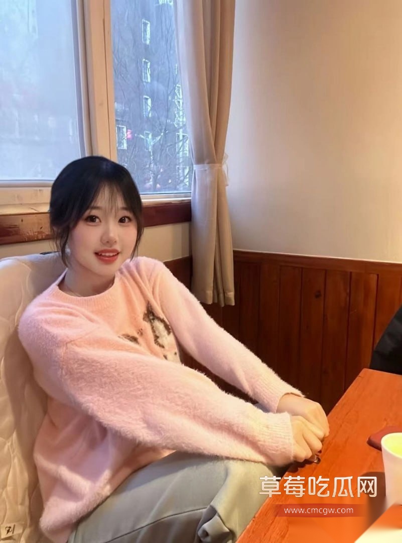 绿帽男泄密流出自家舞蹈系女友影图 26