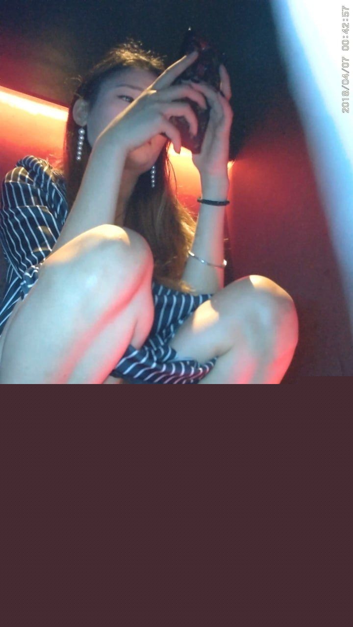 KTV女厕偷拍大合集22 KTV女厕偷拍大合集22