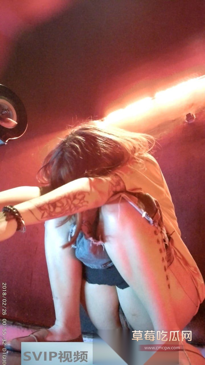 KTV女厕偷拍大合集82 KTV女厕偷拍大合集82